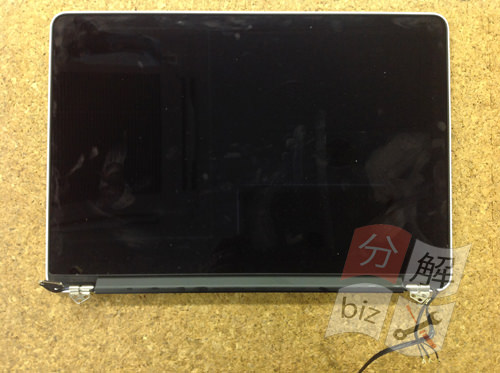 Macbook Pro Retina A1502 LCD Replacement Method 13