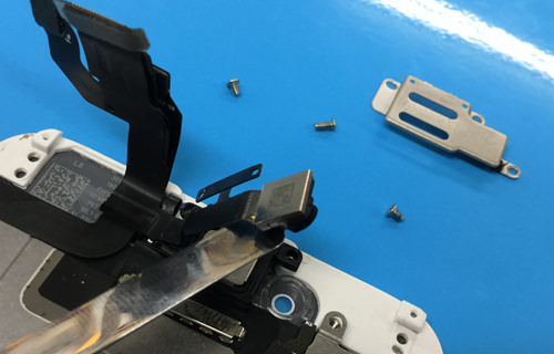 iphone6 Camera disassembly method 3