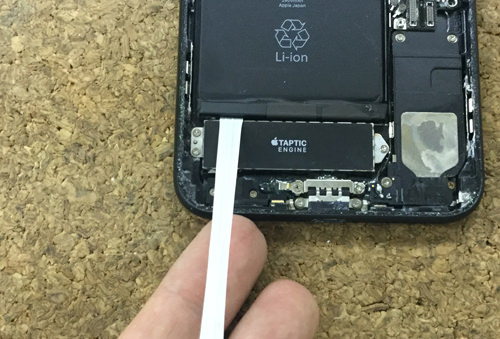iPhone7Plus Battery Crossing 16
