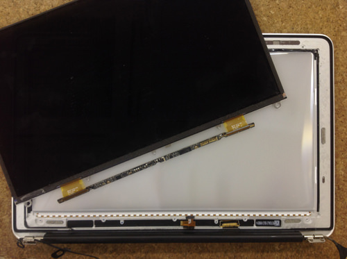 MacbookAir A1370 LCD Replacement Method 39