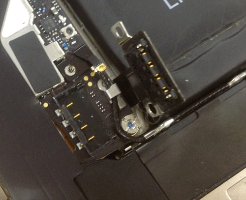 iPhone4s Battery Replacement Method 5